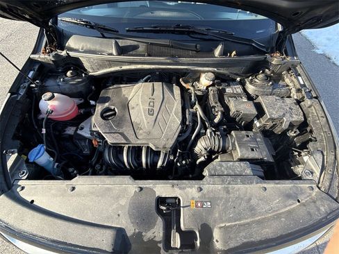 Used 2023 Kia Sportage EX image 17