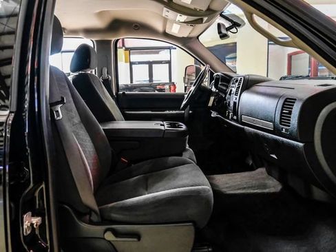 Used 2008 Chevrolet Silverado 2500 LT w/ 1LT Convenience Package image 27