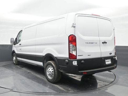 Used 2024 Ford Transit 150 Low Roof AWD image 22