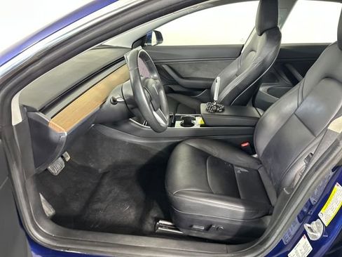 Used 2018 Tesla Model 3 Long Range image 11