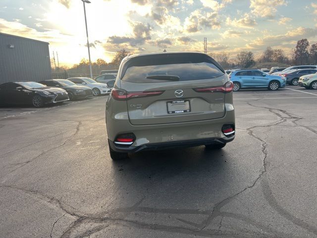 Used 2025 MAZDA CX-70 Plug-In Hybrid w/ Premium Pkg AWD/4WD image 13
