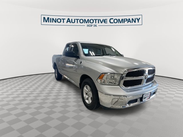 Used 2017 RAM 1500 Classic SLT RWD image 2