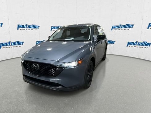 Used 2023 MAZDA CX-5 Carbon Edition image 4