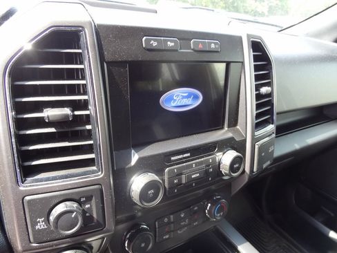 Used 2020 Ford F150 XLT w/ Equipment Group 302A Luxury AWD/4WD image 9