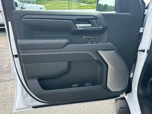 New 2026 GMC Sierra 1500 AT4X AWD/4WD image 11
