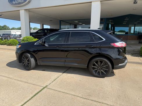 Used 2019 Ford Edge SEL w/ Equipment Group 201A AWD/4WD image 7
