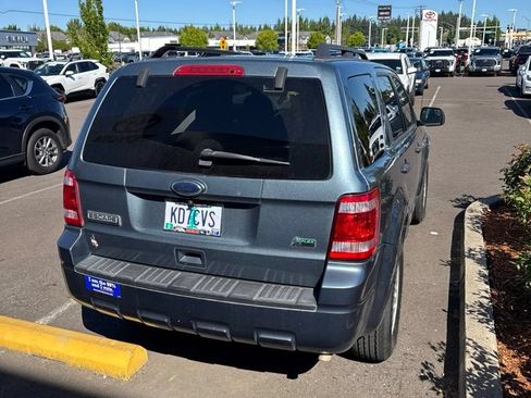 Used 2011 Ford Escape XLT w/ 201A Rapid Spec Order Code FWD image 4
