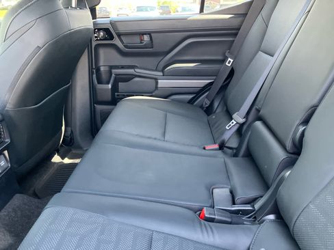 Certified 2026 Toyota 4Runner TRD Off-Road Premium AWD/4WD image 40