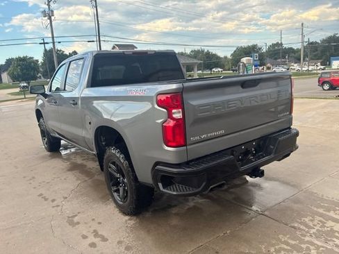 Used 2021 Chevrolet Silverado 1500 Custom Trail Boss AWD/4WD image 11