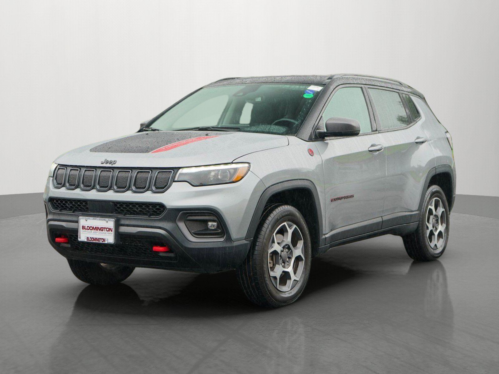 Used 2022 Jeep Compass Trailhawk w/ Trailhawk Elite Group AWD/4WD image 3