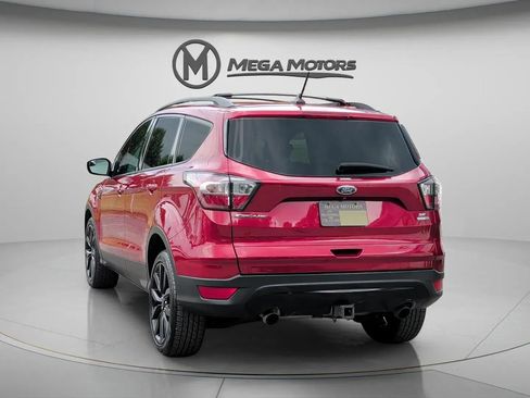 Used 2018 Ford Escape SE w/ SE Sport Appearance Package AWD/4WD image 5