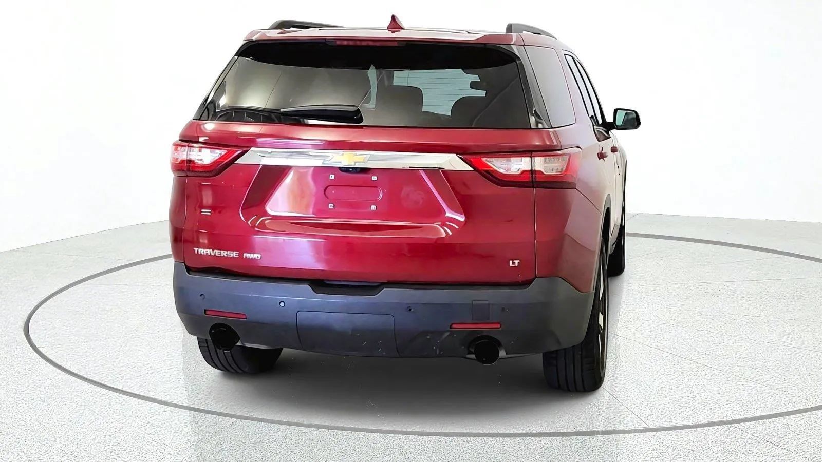 Used 2019 Chevrolet Traverse LT w/ LT Premium Package AWD/4WD image 9