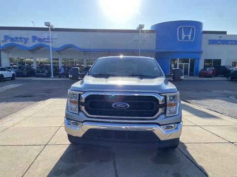 Used 2022 Ford F150 XLT w/ Equipment Group 301A Mid RWD image 4