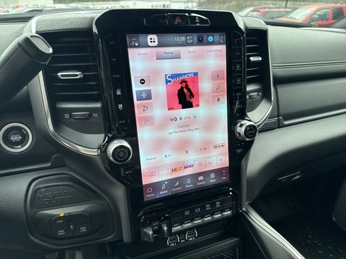 New 2026 RAM 5500 4x4 Crew Cab w/ Laramie Trim Package image 33