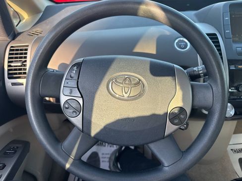Used 2004 Toyota Prius FWD image 25