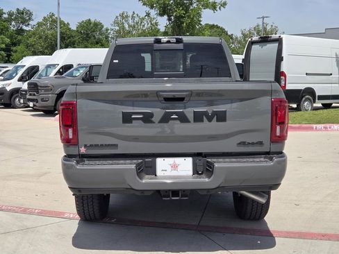 New 2026 RAM 2500 Laramie AWD/4WD image 4