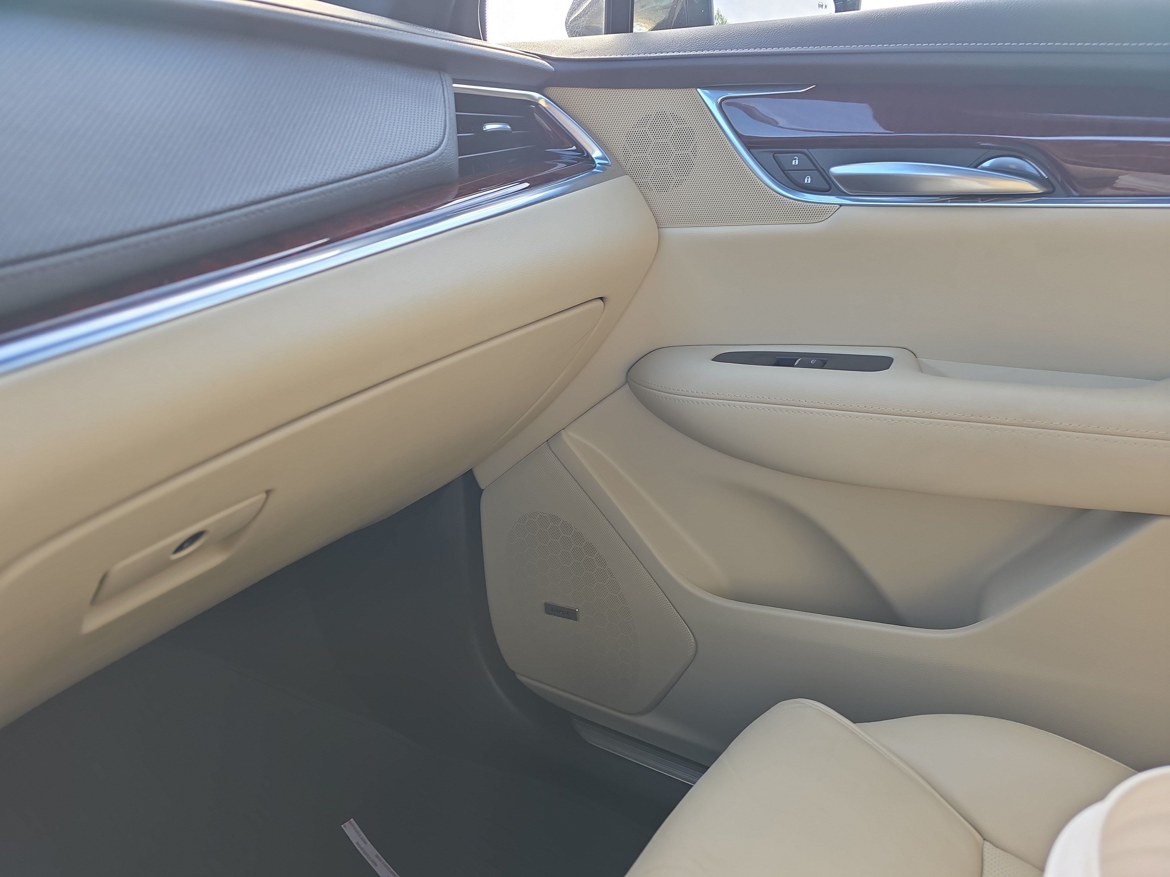 Used 2019 Cadillac XT5 Premium Luxury AWD/4WD image 43