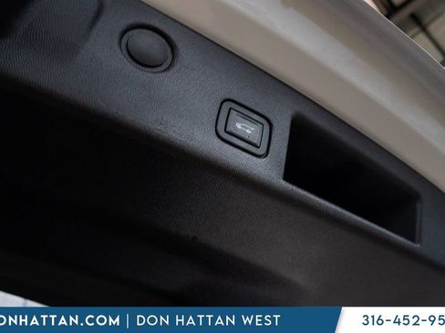 Used 2024 Chevrolet Equinox LT w/ LPO, Floor Liner Package FWD image 29