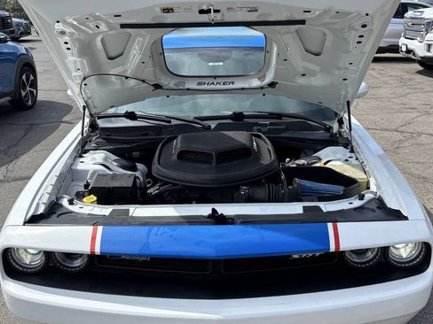 Used 2016 Dodge Challenger R/T Scat Pack RWD image 31