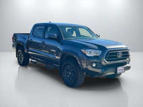 Certified 2023 Toyota Tacoma SR5 image 3