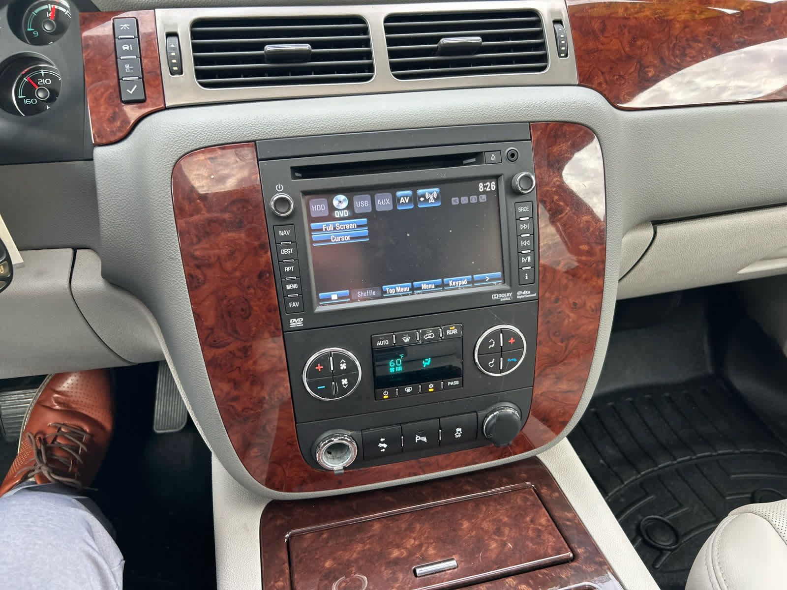 Used 2013 Chevrolet Suburban LTZ AWD/4WD image 16