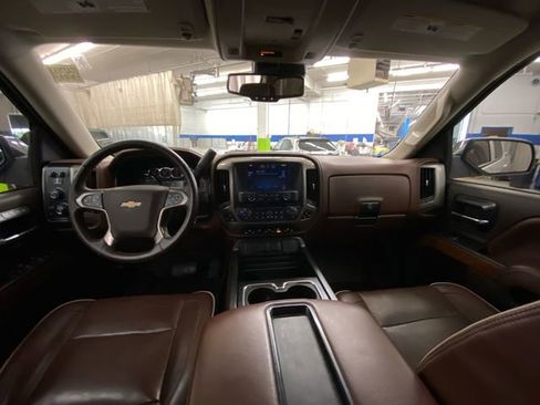 Used 2014 Chevrolet Silverado 1500 High Country w/ High Country Premium Package image 26