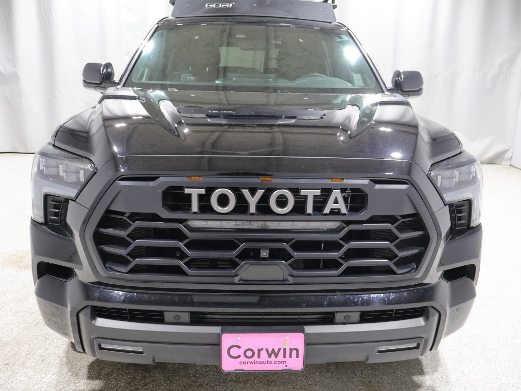 Used 2025 Toyota Sequoia TRD Pro AWD/4WD image 8