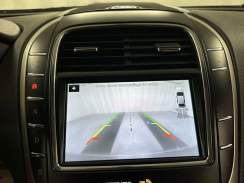 Used 2019 Lincoln Nautilus Reserve w/ Driver Assistance Package AWD/4WD image 15
