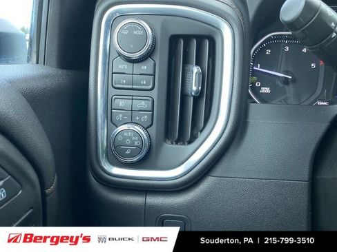 Certified 2022 GMC Sierra 3500 AT4 image 21