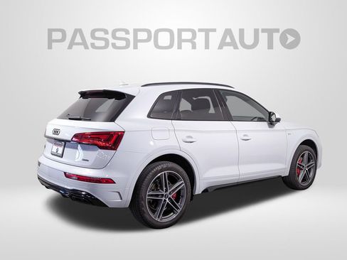 Used 2024 Audi Q5 e Premium Plus w/ Premium Plus Package AWD/4WD image 7