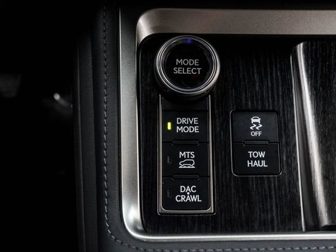 Used 2024 Lexus GX 550 AWD/4WD image 27
