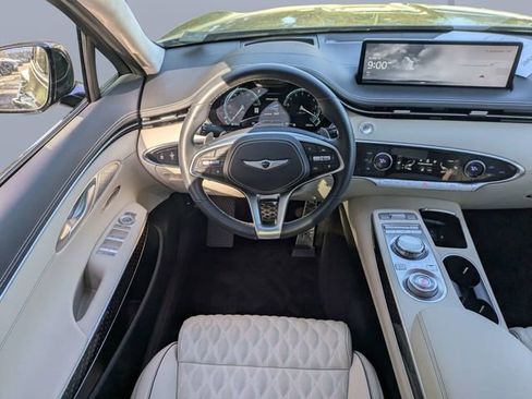 Used 2025 Genesis GV70 3.5T Sport w/ Sport Prestige Package image 20