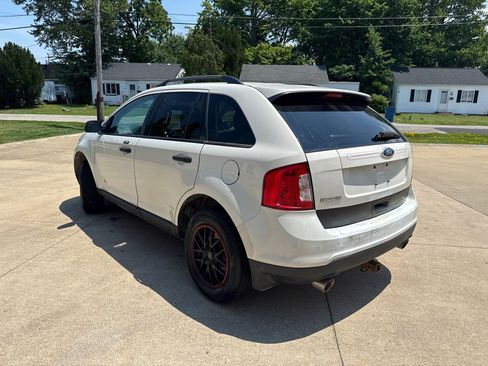 Used 2013 Ford Edge SE FWD image 8