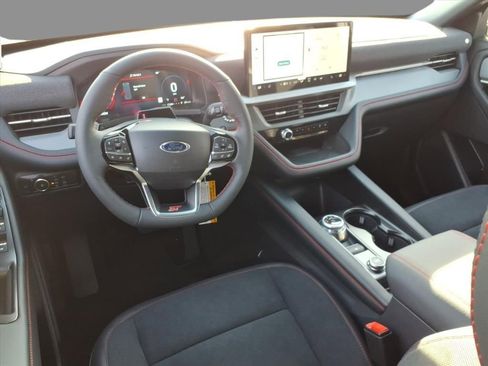 New 2026 Ford Explorer ST image 6