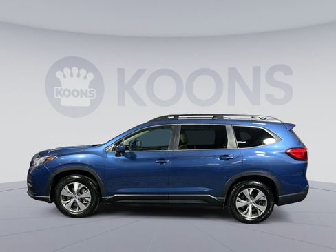 Used 2022 Subaru Ascent Premium w/ Convenience Package image 2