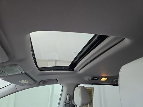 Certified 2024 Honda Odyssey EX-L image 29