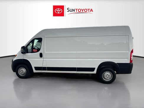 Used 2025 RAM ProMaster 2500 w/ Convenience Group FWD image 7