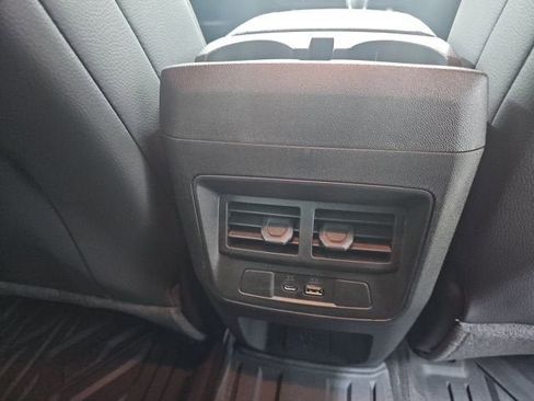 New 2026 GMC Canyon Denali image 13