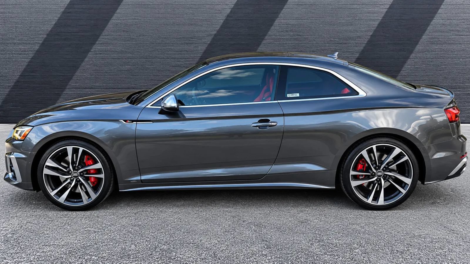 Used 2022 Audi S5 Premium Plus w/ Premium Plus AWD/4WD image 4
