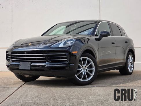 Used 2020 Porsche Cayenne image 1