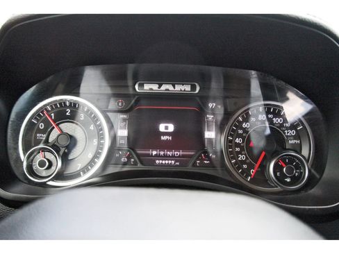 Used 2022 RAM 2500 Laramie AWD/4WD image 18