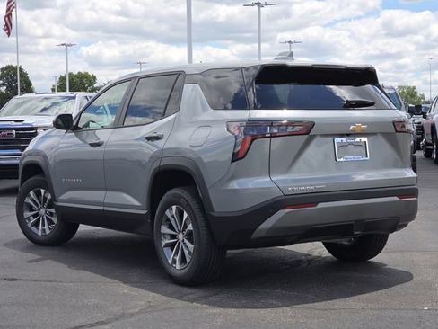 New 2026 Chevrolet Equinox LT w/ Convenience Package II AWD/4WD image 21