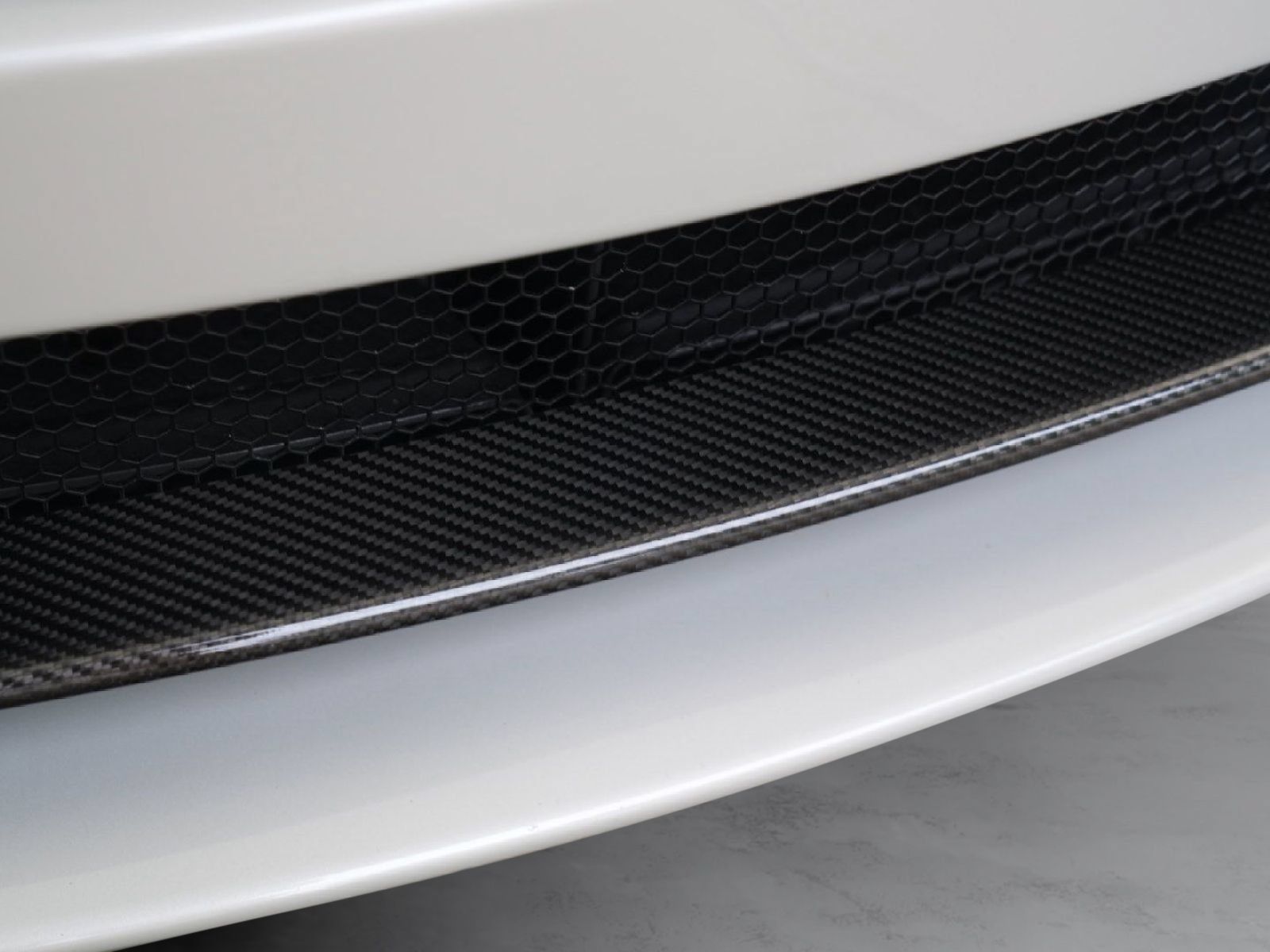 Used 2016 Aston Martin Vanquish Coupe RWD image 45