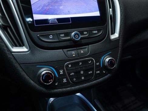 Used 2022 Chevrolet Malibu LT w/ Sport Edition FWD image 25