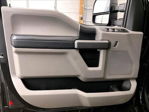 Used 2018 Ford F250 XLT AWD/4WD image 22