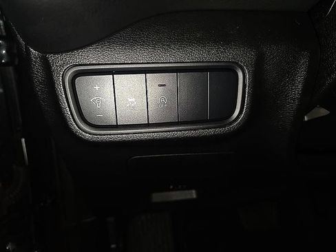 Used 2023 Kia Soul LX FWD image 16