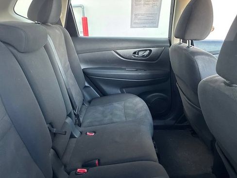 Used 2016 Nissan Rogue SV w/ SV Premium Package AWD/4WD image 23