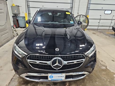 Used 2024 Mercedes-Benz GLC 300 4MATIC image 4