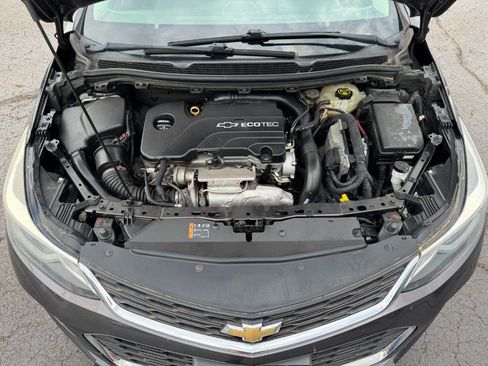Used 2016 Chevrolet Cruze LT w/ Convenience Package FWD image 23