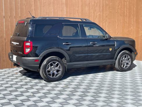 Used 2022 Ford Bronco Sport Badlands image 9